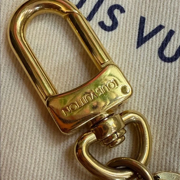 🎀Louis Vuitton Gold and Pink Key Holder/bag charm - Picture 11 of 12